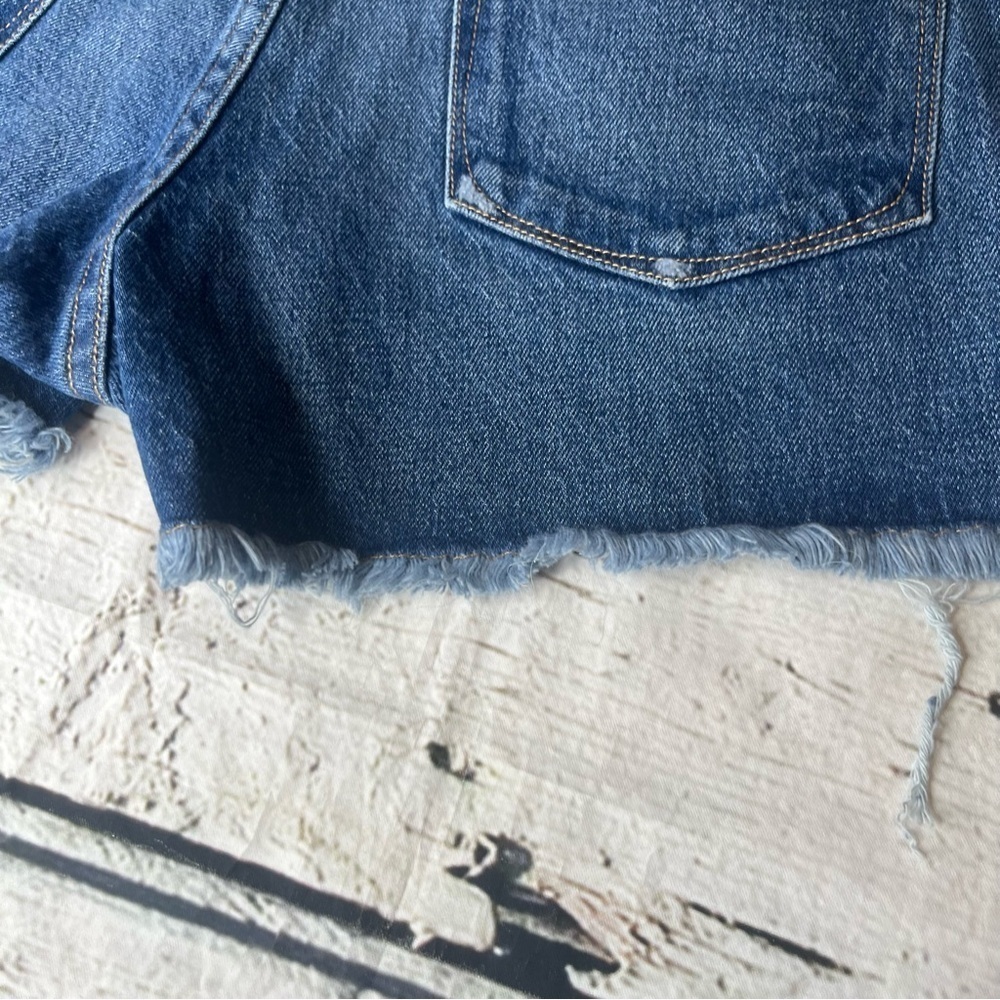 NWT Good American Denim Short Size 6/28 - Picture 8 of 10